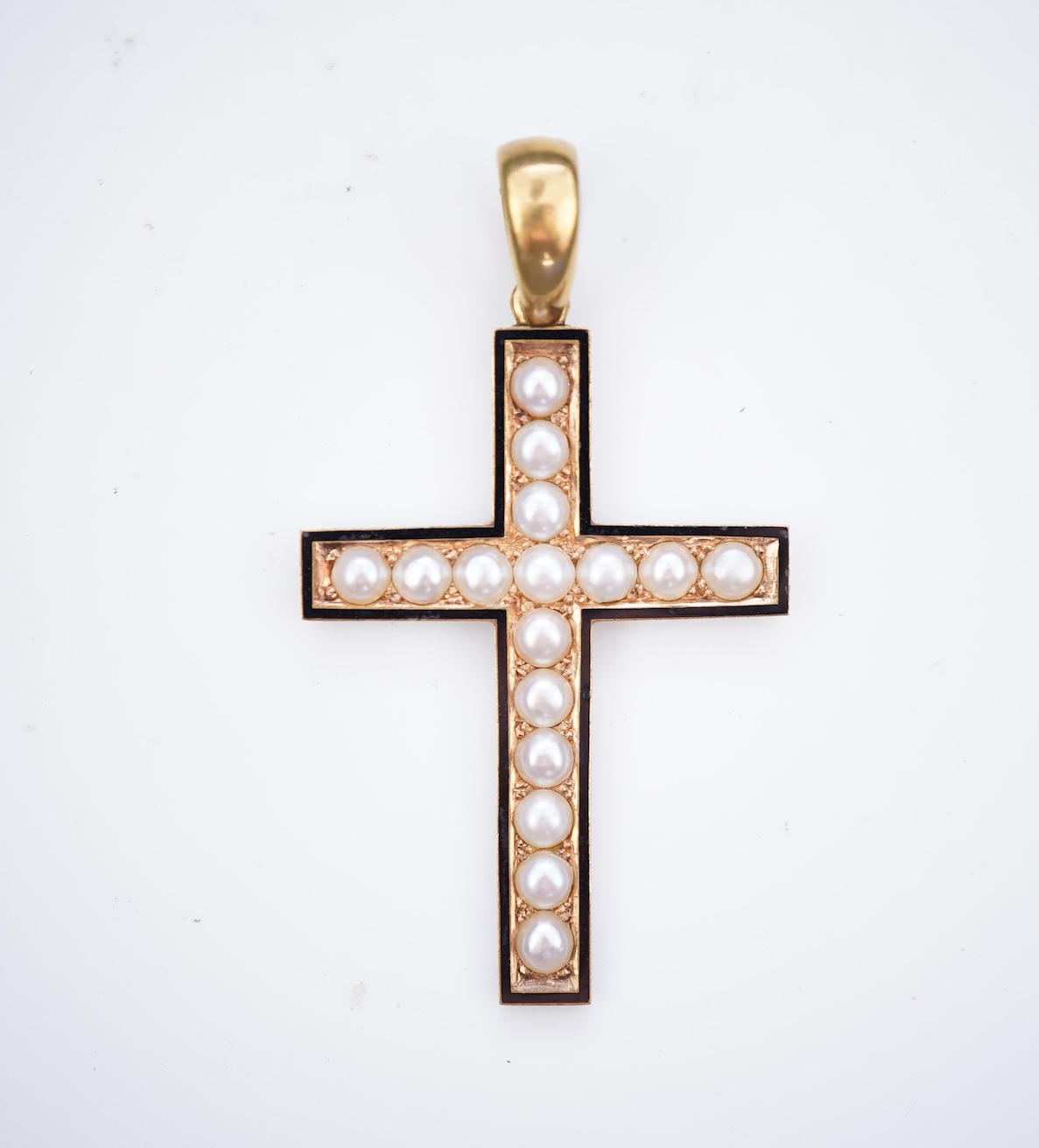 A Victorian pearl and enamel pendant, late 19th century